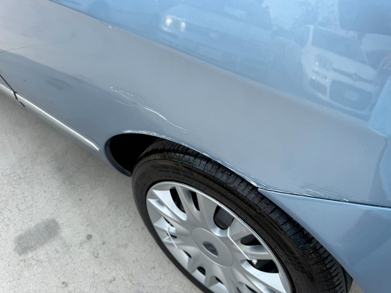 LANCIA YPSILON 2011 1.2 BENZINA/GPL 69 CV