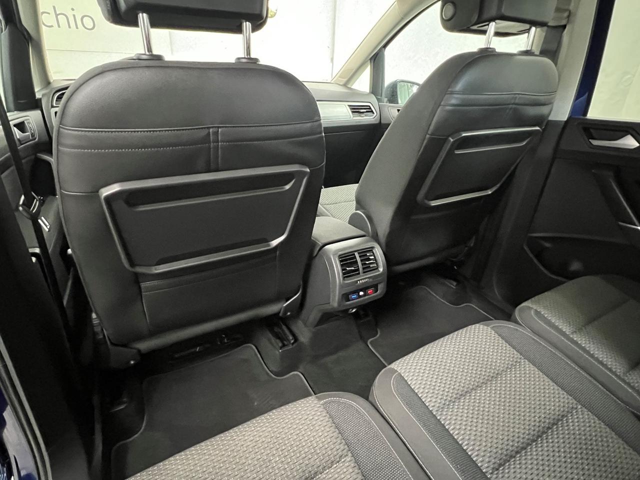 VOLKSWAGEN Touran III 2015 Touran 2.0 tdi Business 122cv