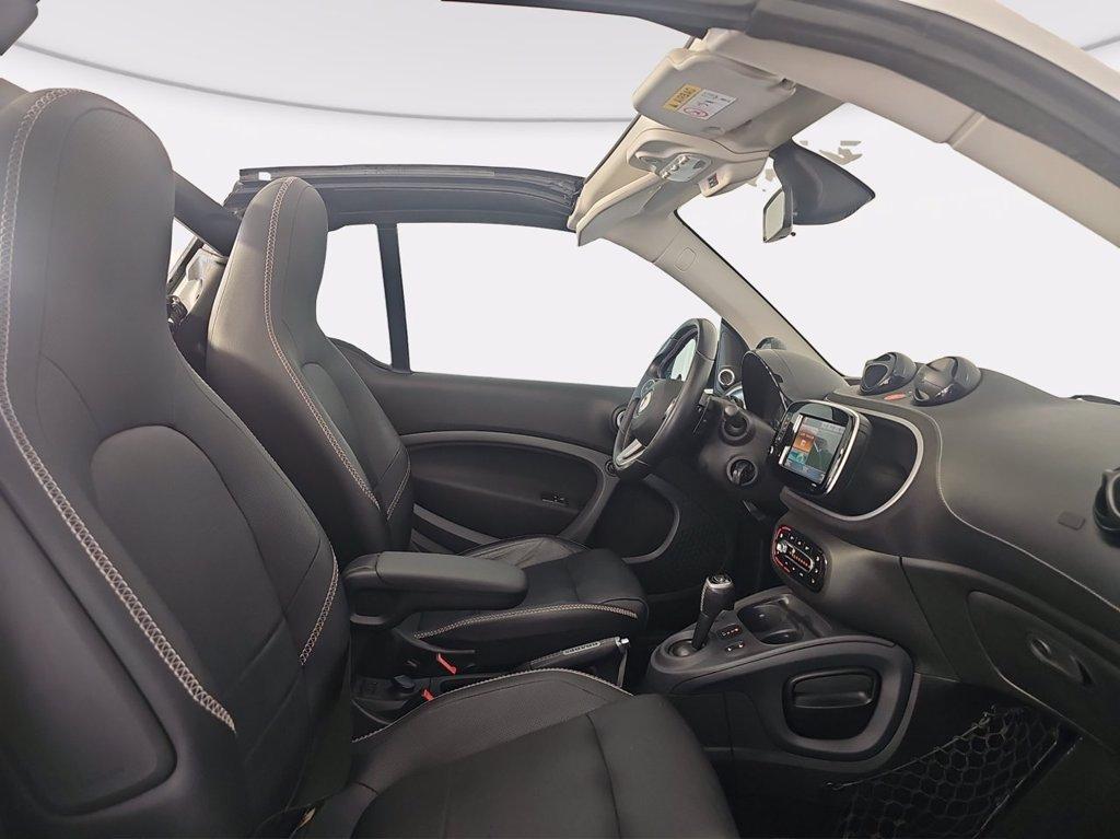 SMART Fortwo cabrio 0.9 t brabus xclusive 109cv twinamic del 2017