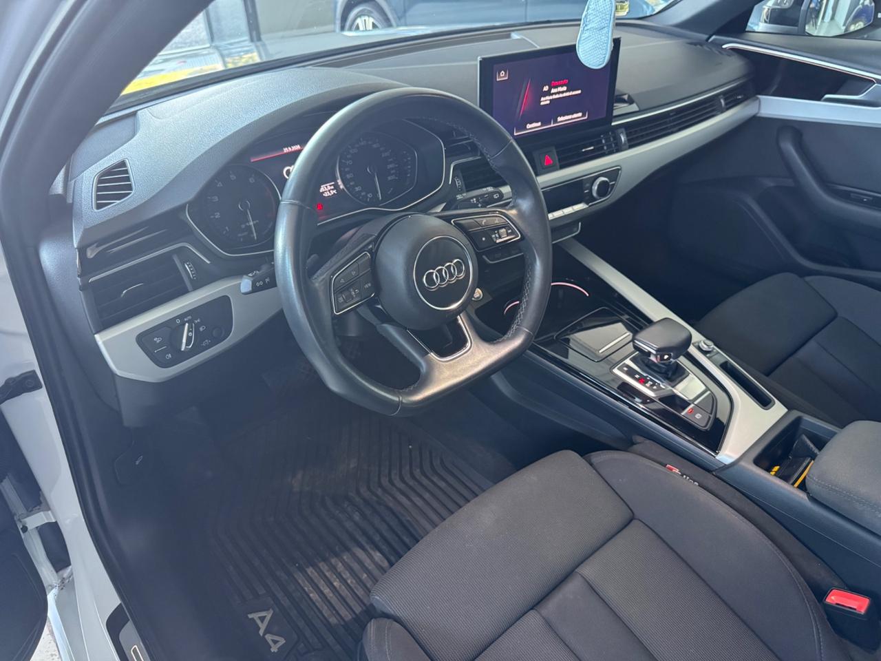 Audi A4 Avant 40 g-tron 2.0 AUT. S-line