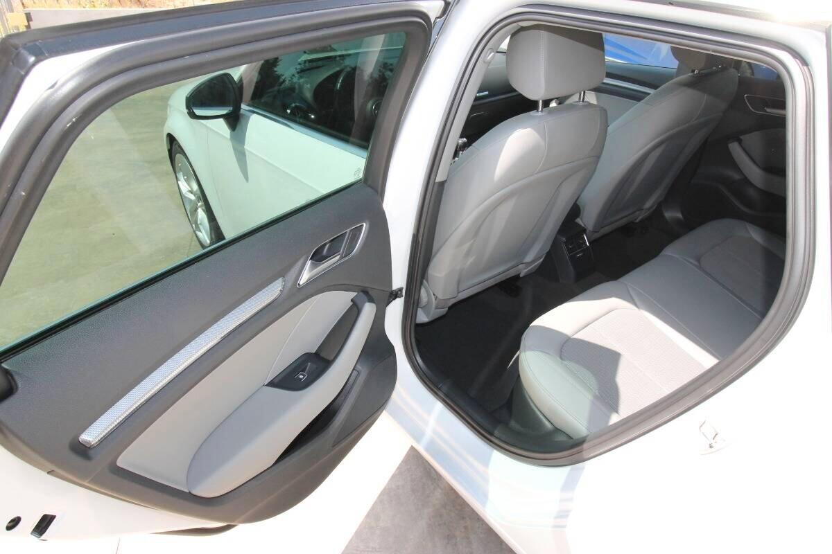 Audi A3 SPB 1.6 TDI Design 110cv |11.2016