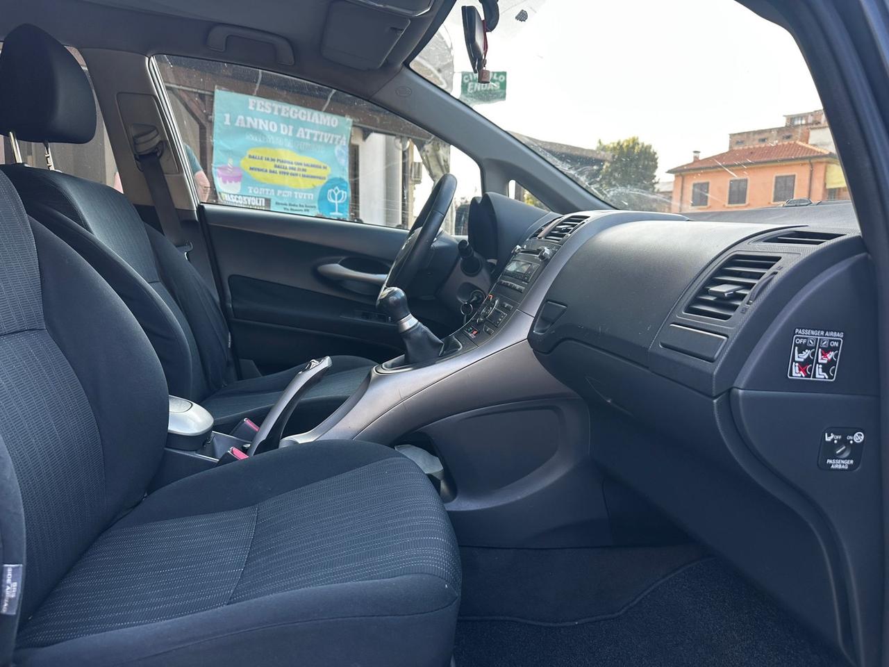 Toyota Auris 1.4 D-4D 5 porte Sol