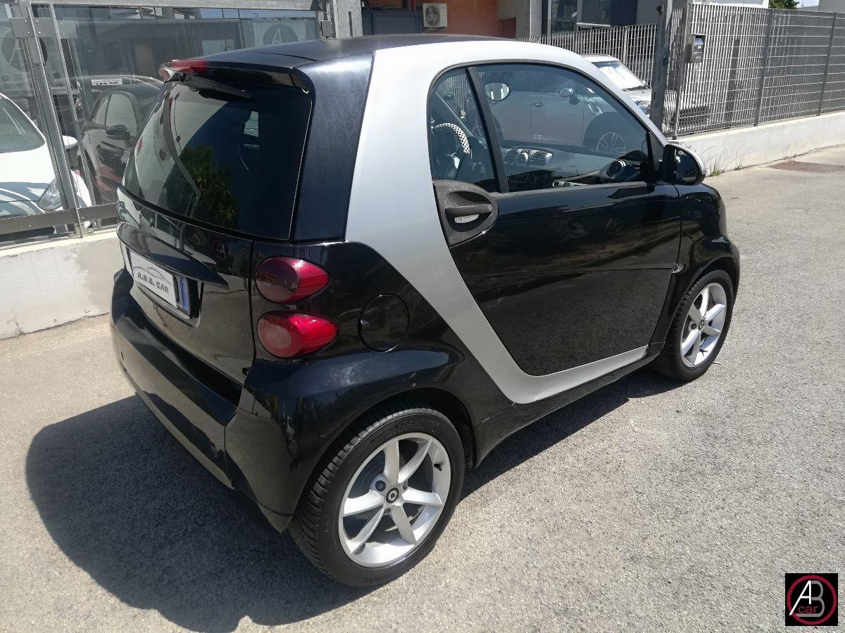 SMART - Fortwo - 800 40 kW coupé pure cdi - ADATTA NEOPATENTATI