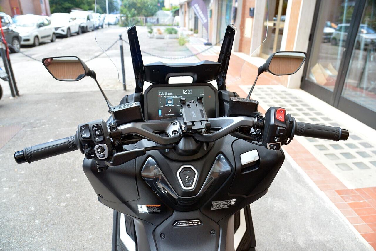 Yamaha T Max 560 Tech Max PERFETTO