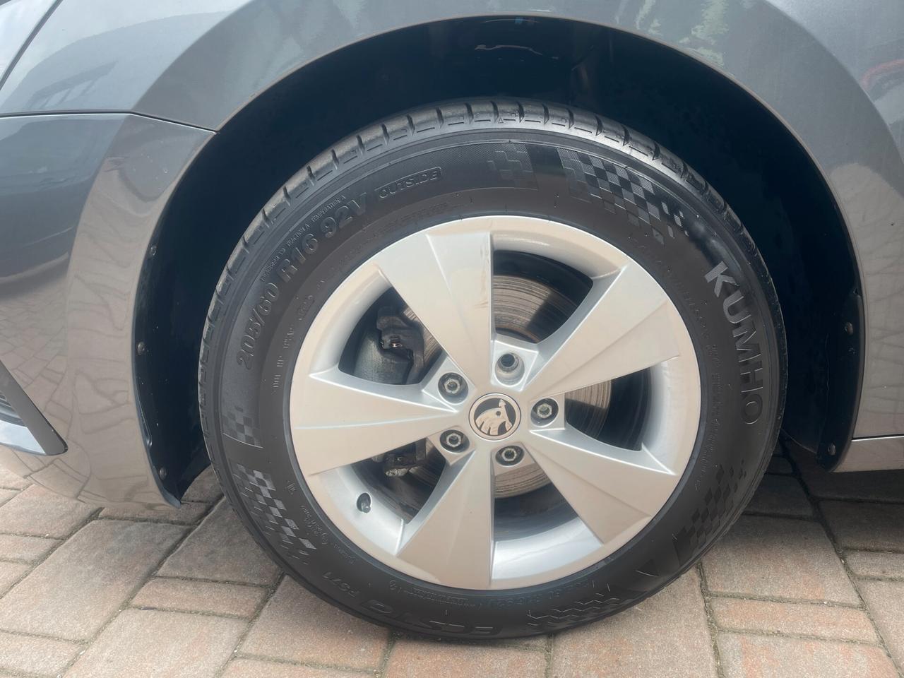 Skoda Octavia 2.0 TDI EVO SCR 150 CV DSG Wagon Executive