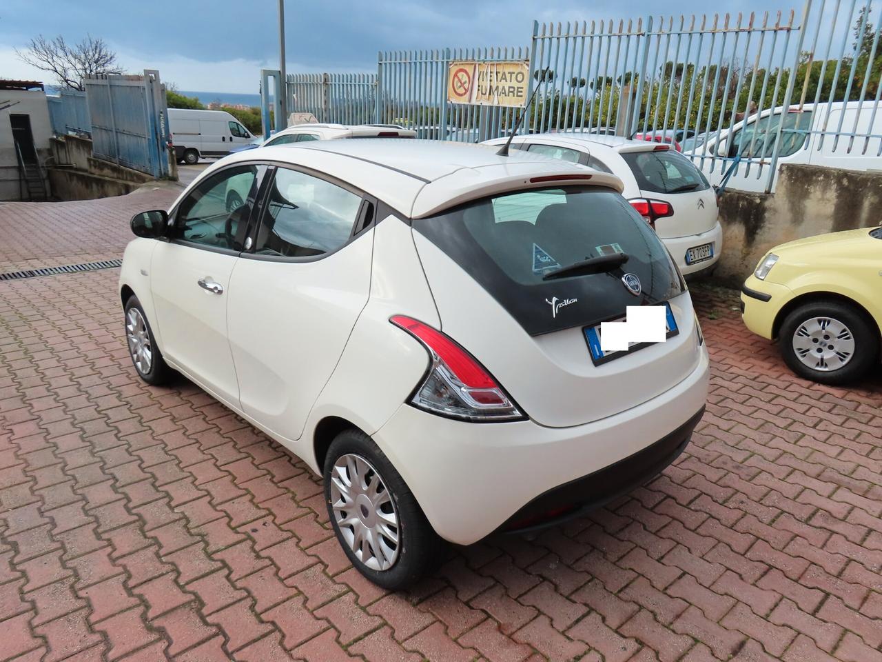 Lancia Ypsilon 1.2 BENZ/GPL DI SERIE SOLO 130.000 KM