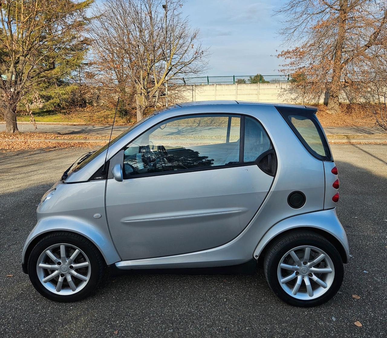 Smart ForTwo 700 coupé pure (45 kW)