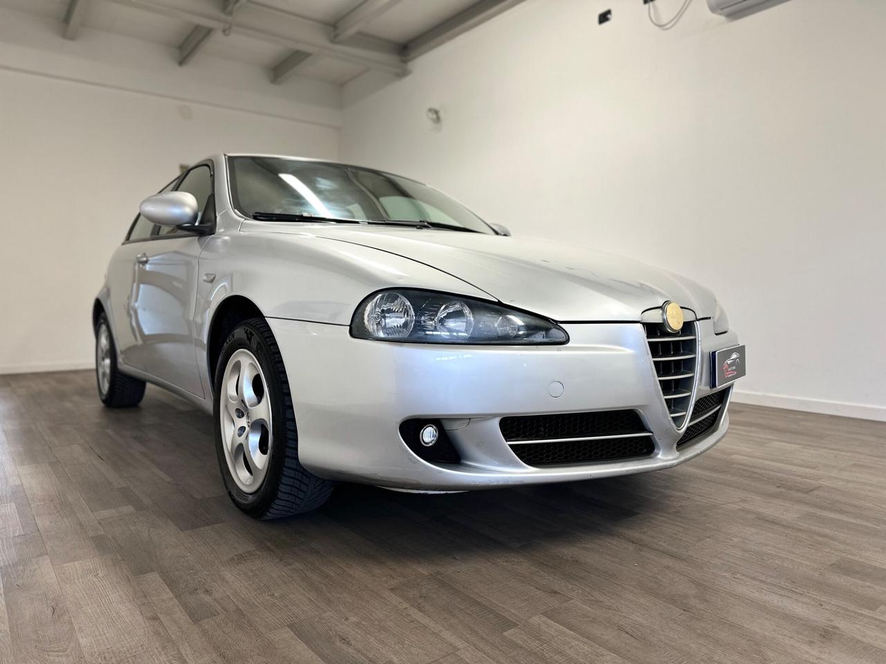 Alfa Romeo 147 1.6 16V TS (105) GPL