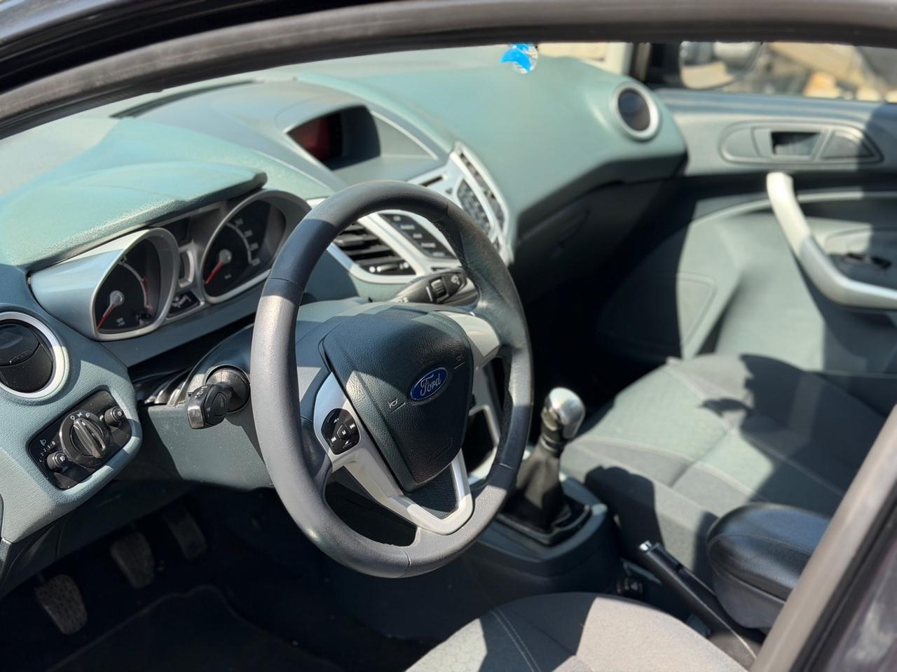 Ford Fiesta 1.6 TDCi 90CV