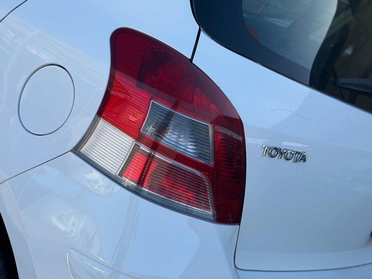 Toyota YARIS 1.0 BENZINA 2010 - SERVICE TOYOTA