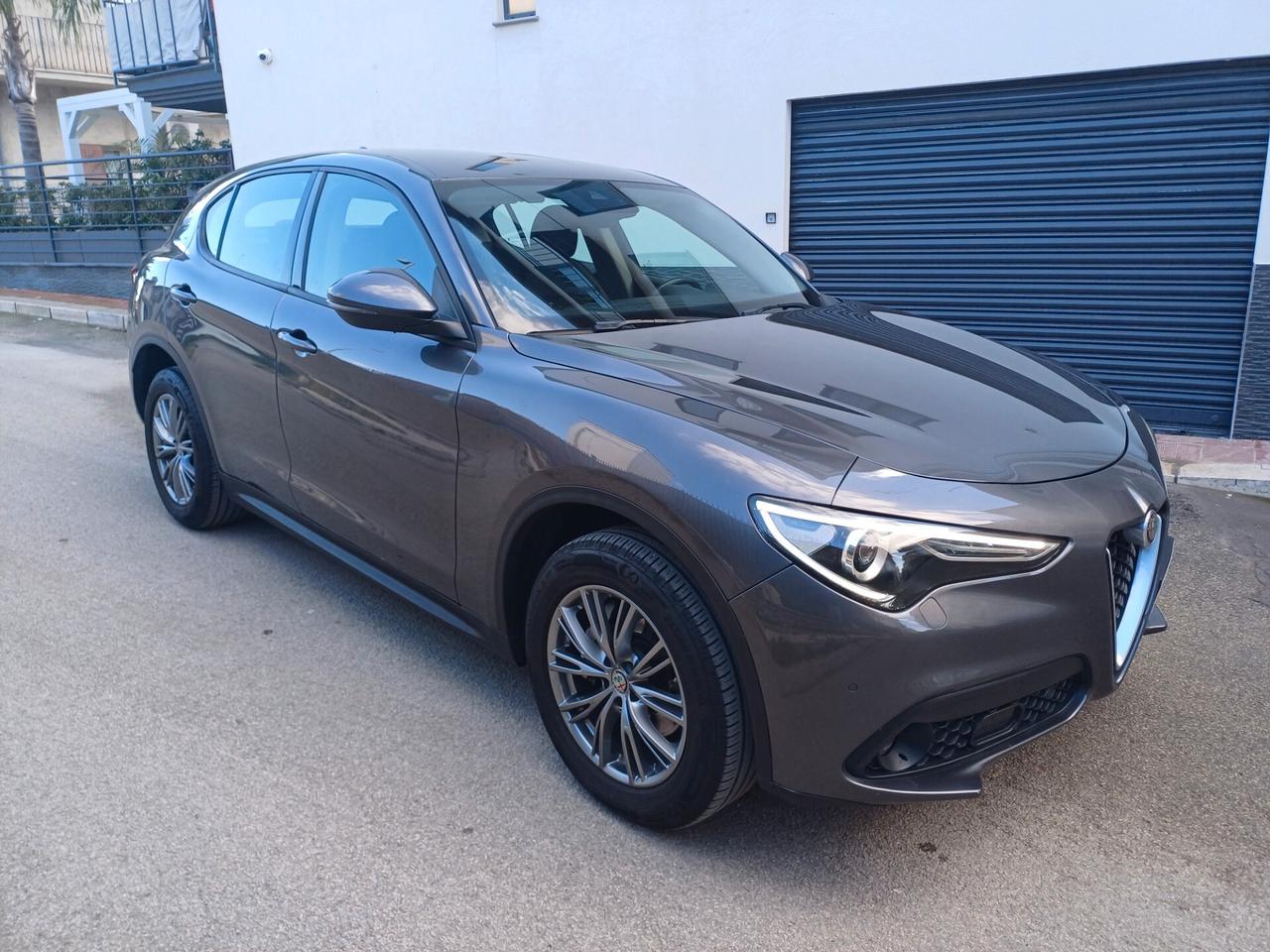 Alfa Romeo Stelvio 2.2 Turbodiesel 210 CV AT8 Q4 Executive