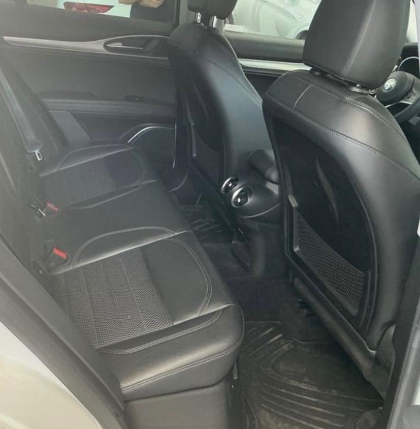 Alfa Romeo Stelvio 2.2 Turbodiesel 210 CV AT8 Q4 Executive