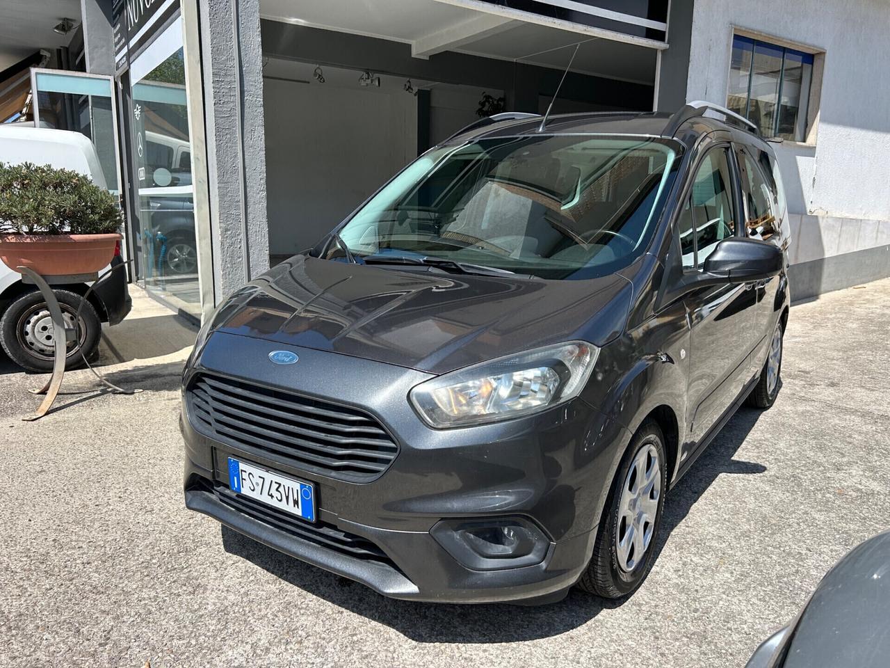 Ford Tourneo Courier 1.5 TDCI “ 40.000 KM “