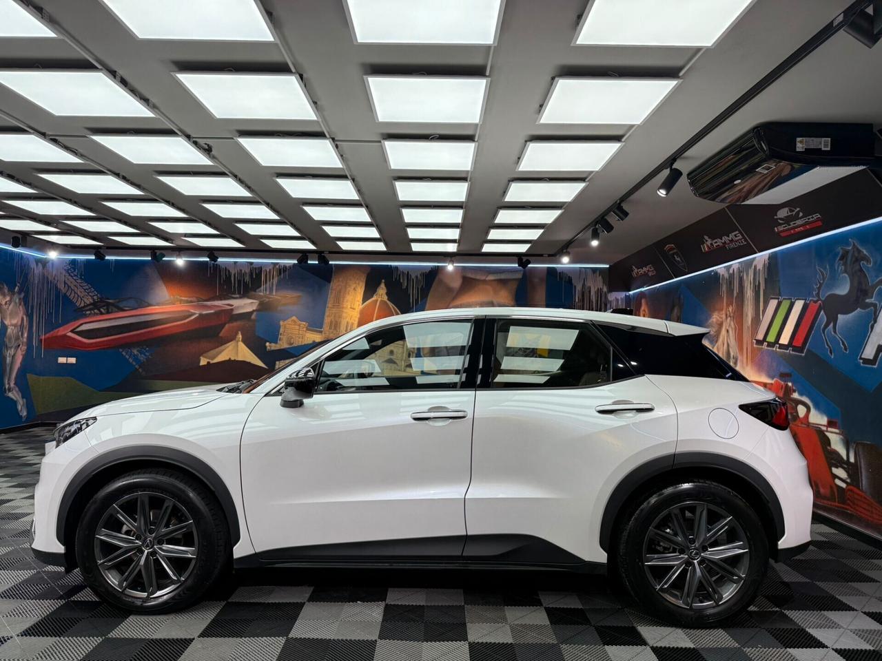 Lexus LBX Hybrid Elegant (116)