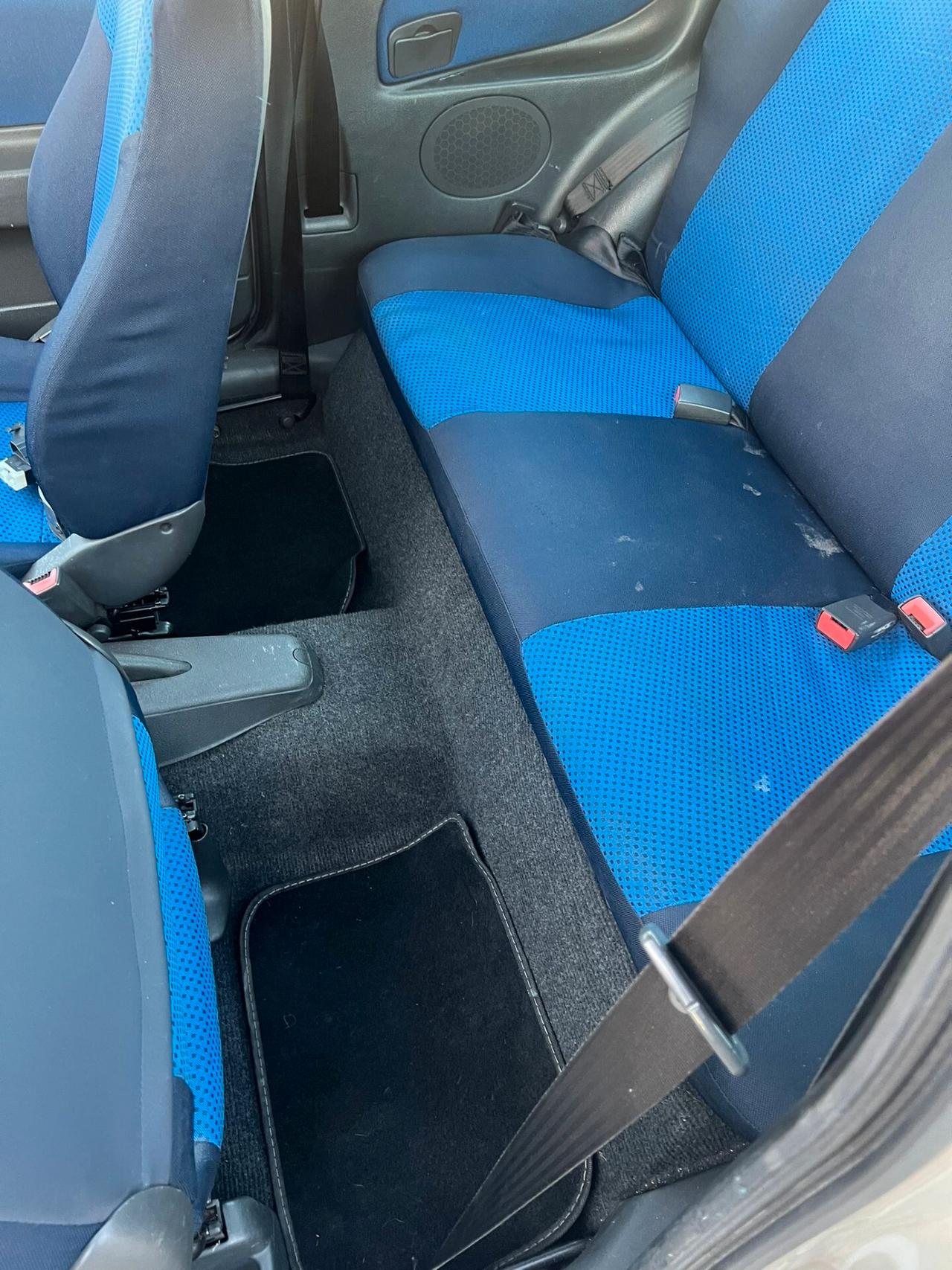 Lancia Y 1.2i 16V cat LX