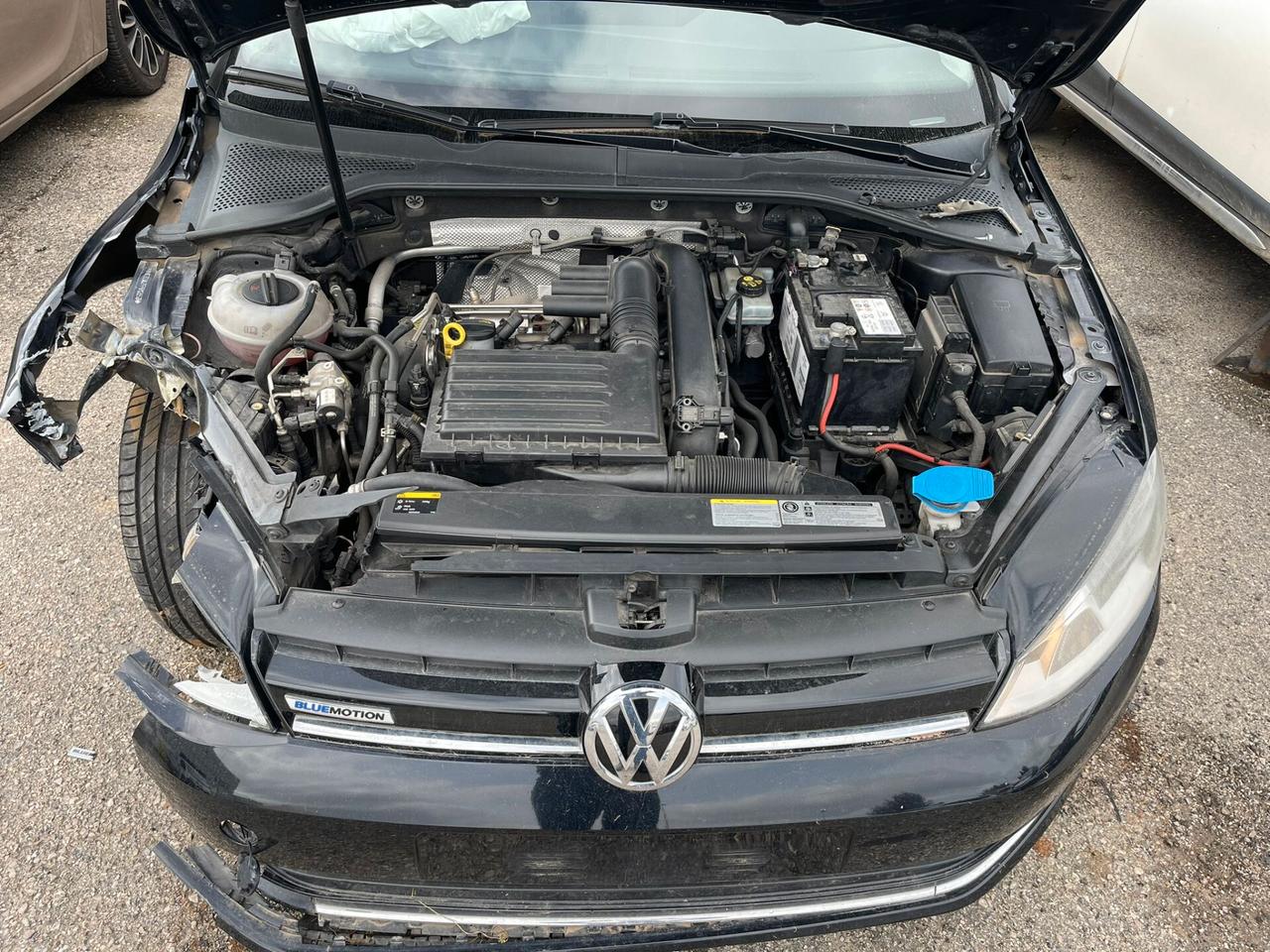 Volkswagen Golf 1.4 TGI SINISTRATA