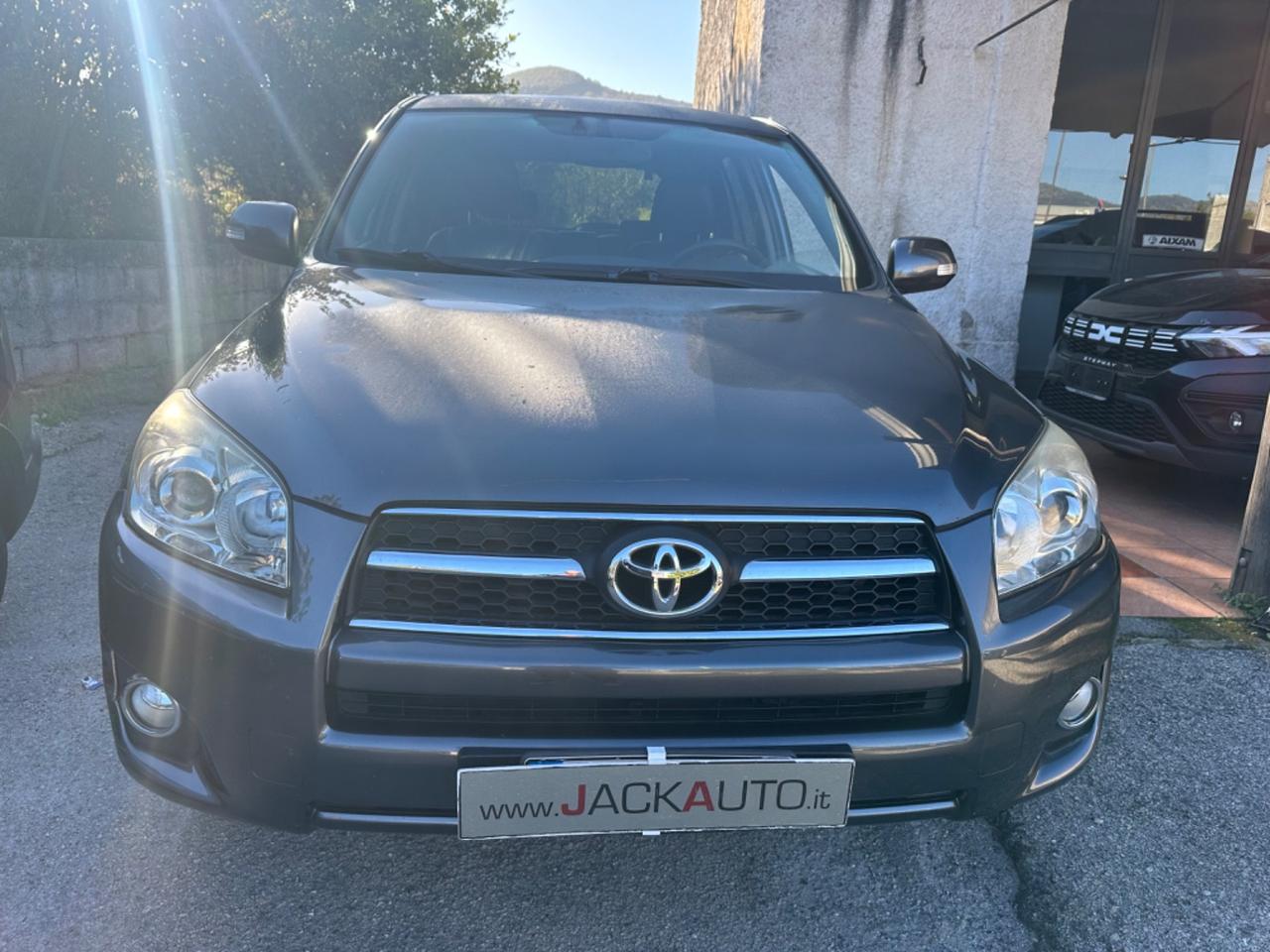 Toyota RAV 4 RAV4 2.2 D-4D 150 CV DPF Luxury