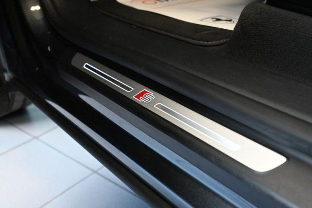 AUDI Q8 50TDI Q.TIP.286CV 2xS-LINE TET.22"SOSP.SED.RIS.CAM