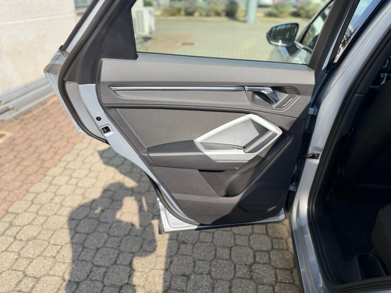 Audi Q3 Business Plus #50792