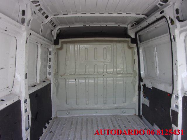 PEUGEOT Boxer 33 2.2 BlueHDi 140 S&S PM-TM Furgone