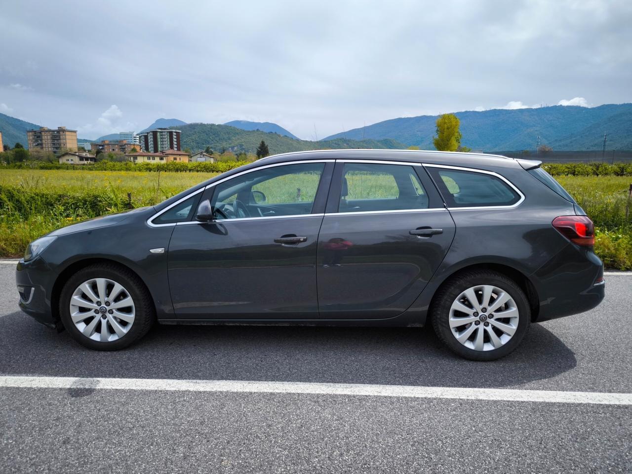 OPEL ASTRA SW 1,4 G.P.L. VALIDO FINO AL 2034