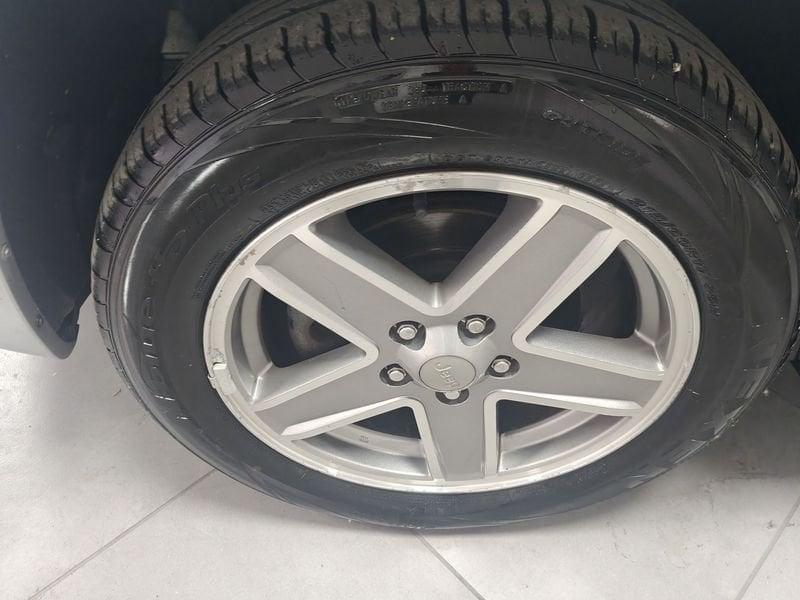 Jeep Patriot Patriot 2.0 td Limited 4wd dpf LEGGI