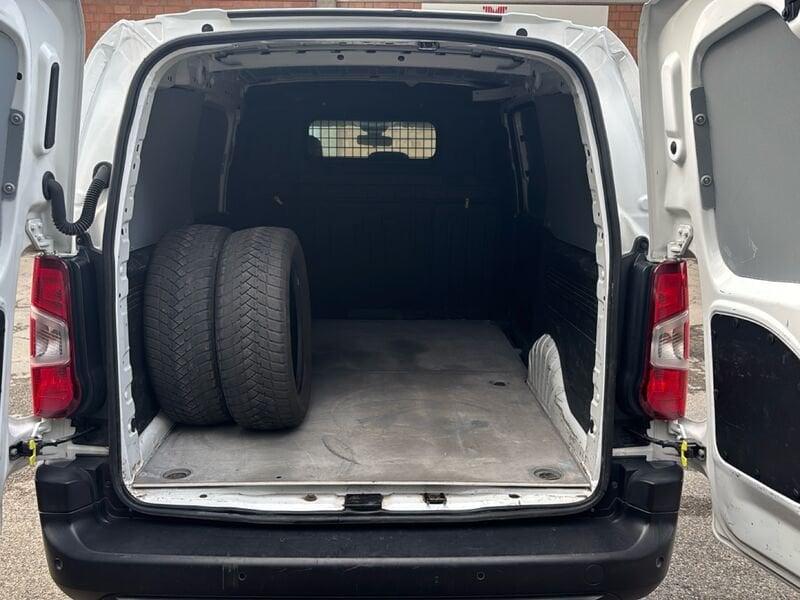 Toyota Proace City Verso Proace City Long 1.5D (100Cv) S&S manuale 6 marce 1000 porta singola COMFORT