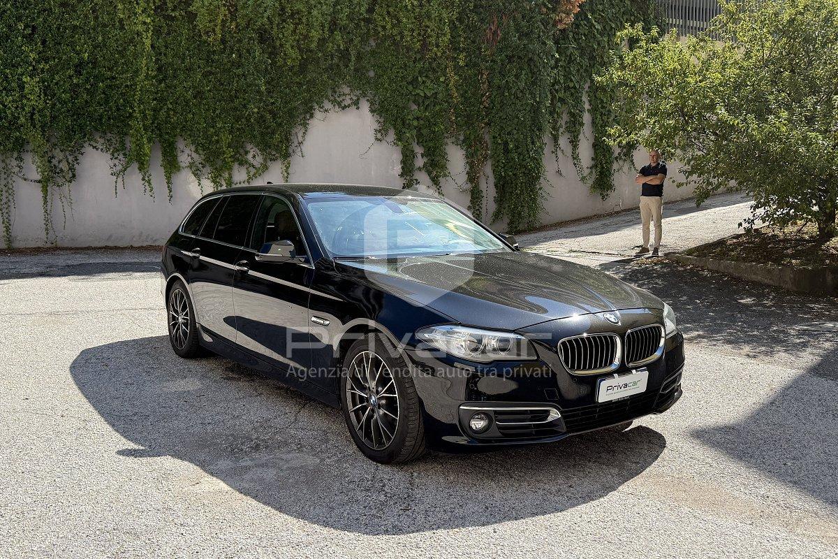BMW 530d xDrive 249CV Touring Luxury