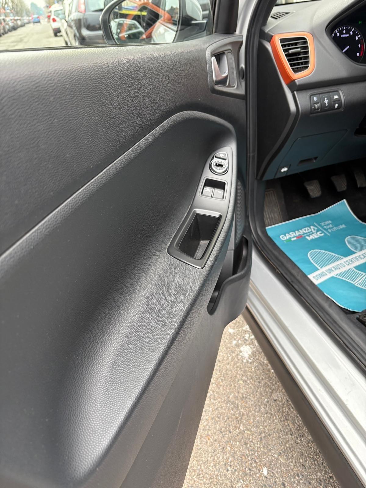 Hyundai i20 Coupé 1.2 85 cv Unicoproprietario