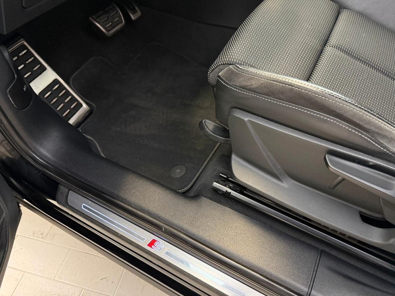 Audi Q3 35 TDI S tronic line edition