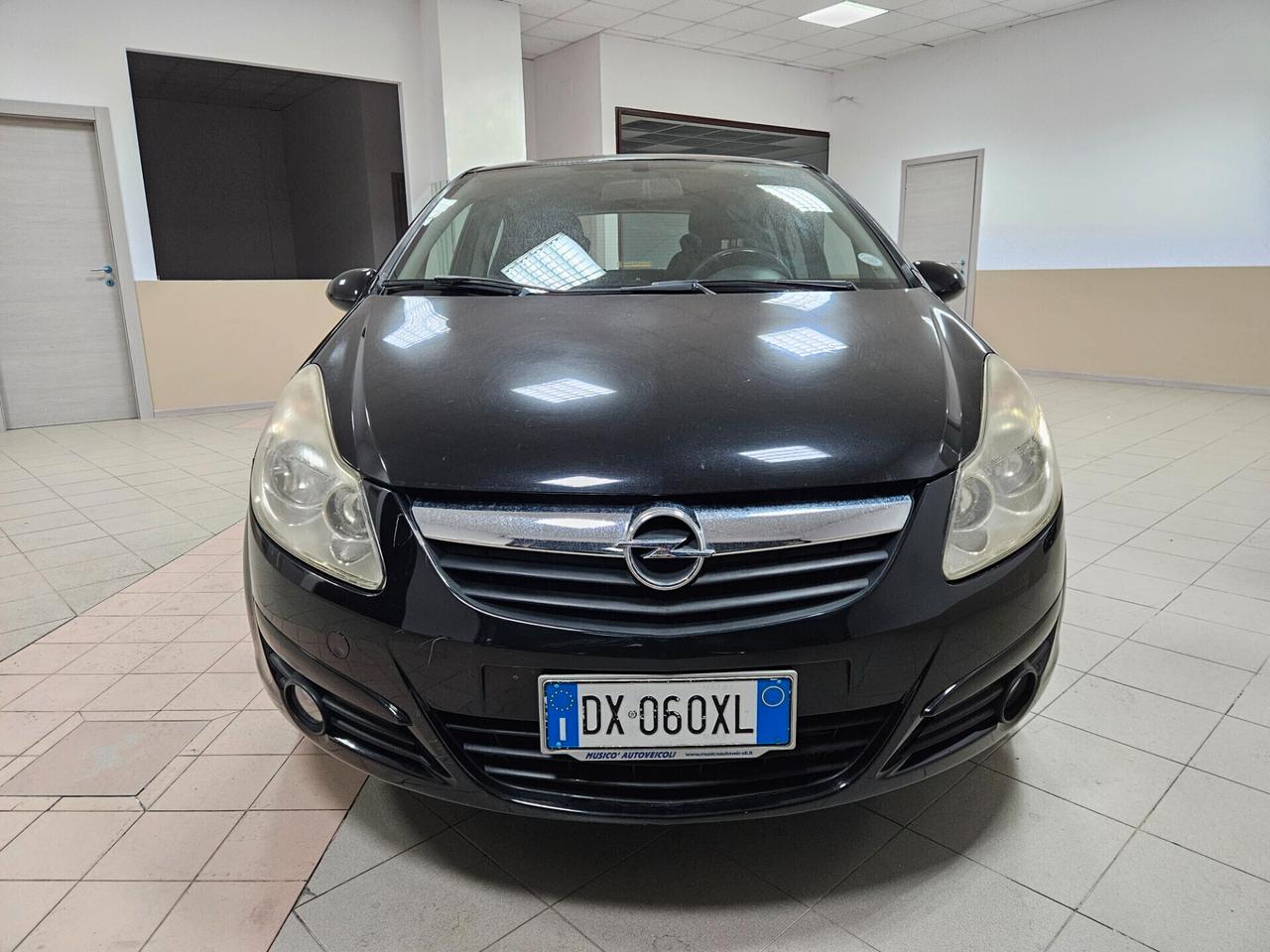 Opel Corsa 1.2 5 porte Enjoy