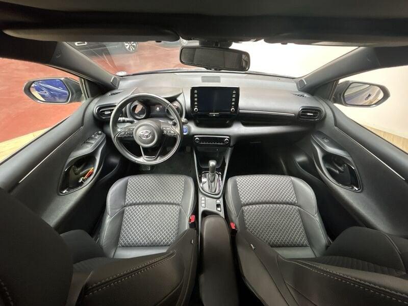 Toyota Yaris 1.5 hybrid Lounge