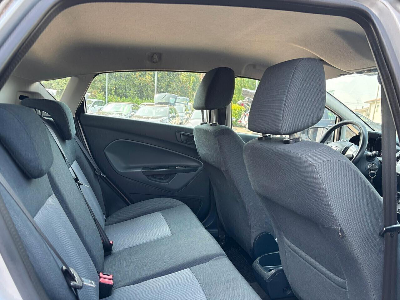 Ford Fiesta 1.2 benzina Neopatentati