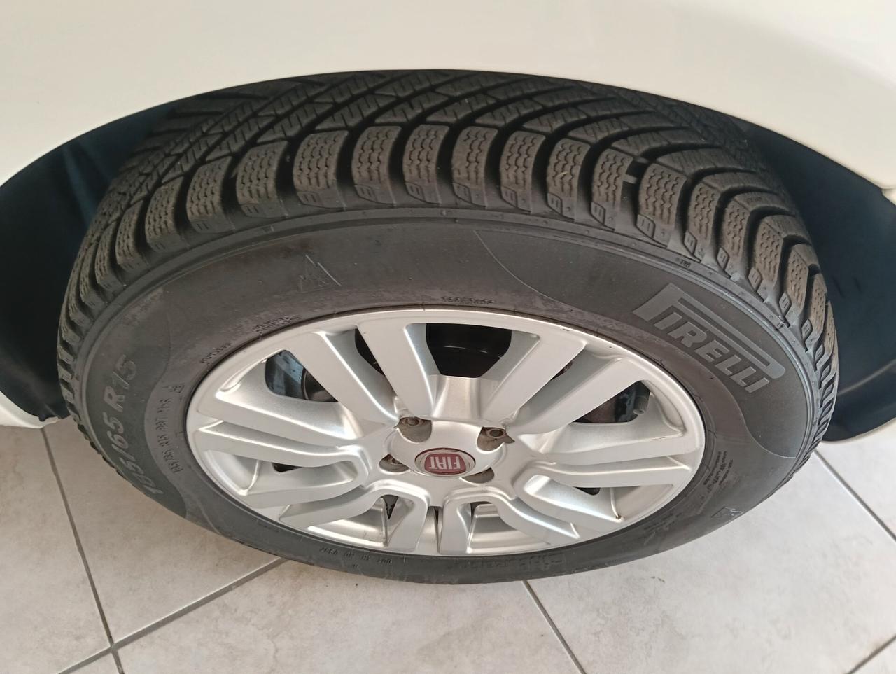 Fiat Punto 1.4 8V 5 porte Easypower Street