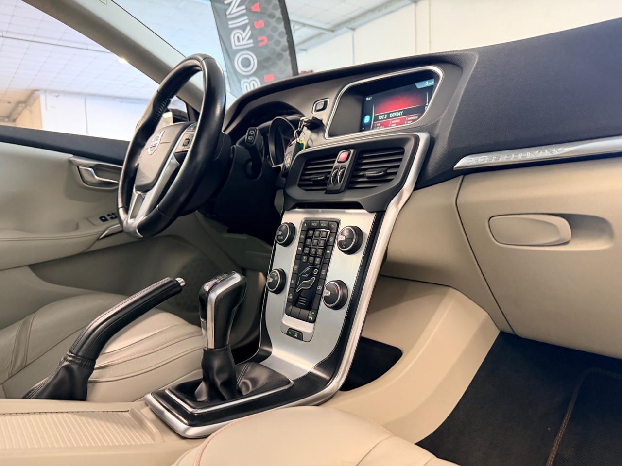 Volvo V40 Cross Country D2 Ocean Race