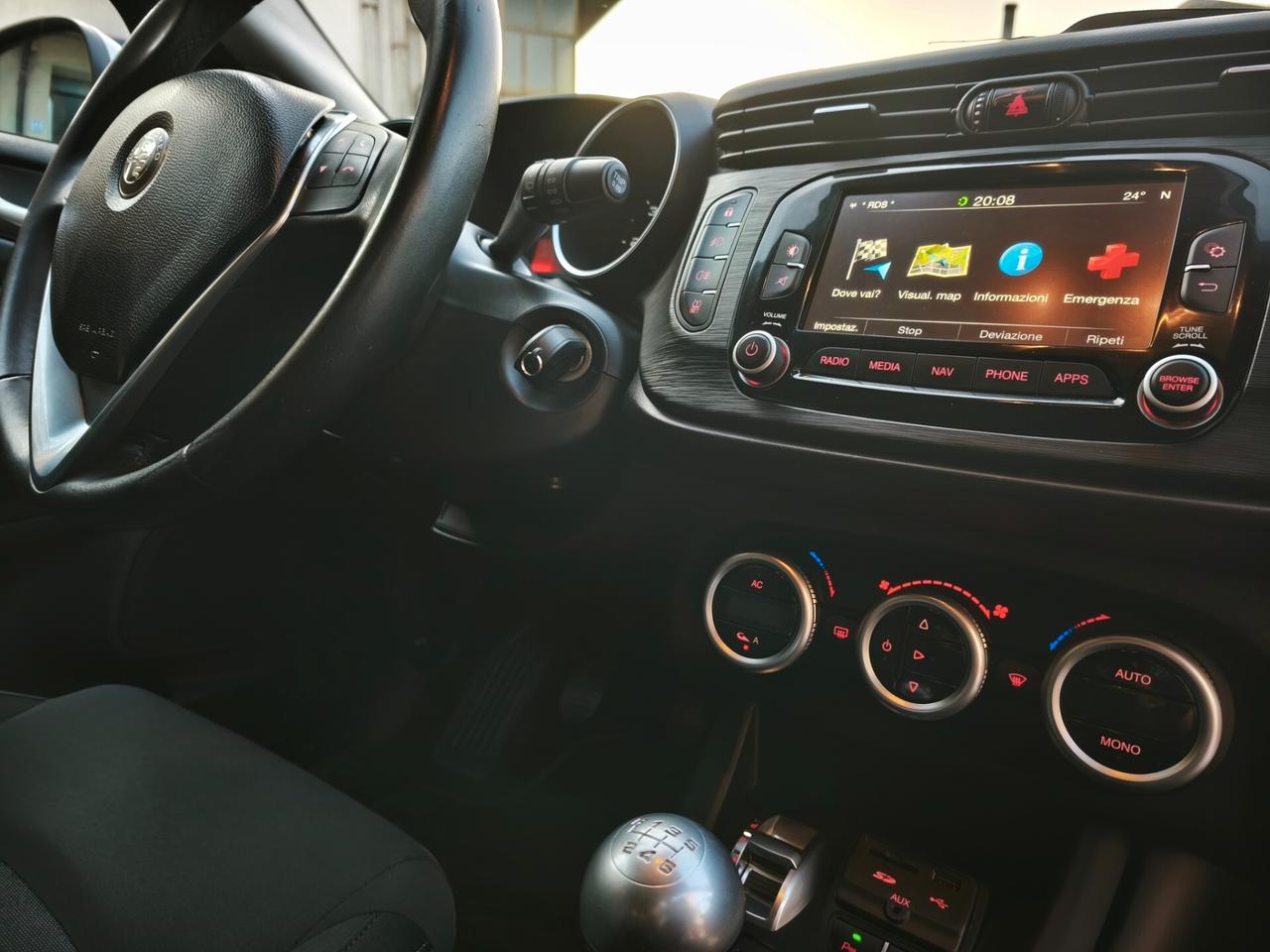 Alfa Romeo Giulietta 1.6 JTDm-2 120 CV Distinctive