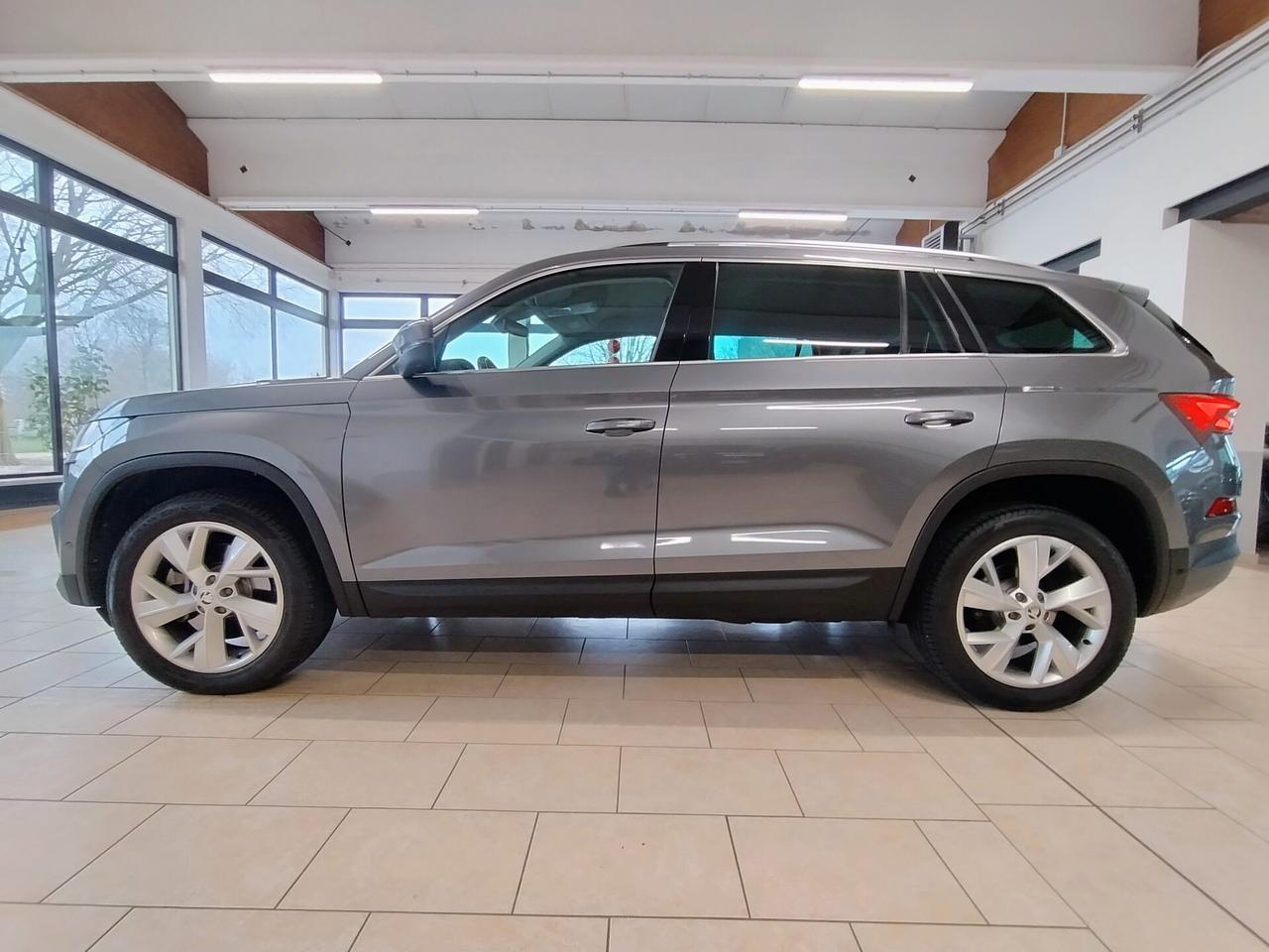 SKODA Kodiaq 2.0 TDI DSG 7 POSTI Style *LED*LUCI*KEYLESS