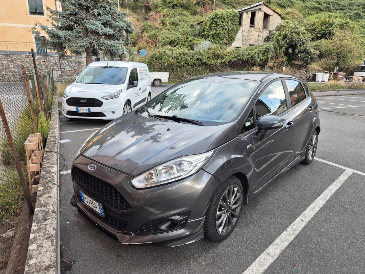Ford Fiesta 1.5 TDCi 75CV 5 porte ST-Line