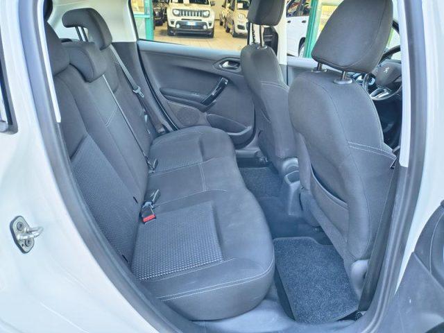 PEUGEOT 208 PureTech 82 5 porte Allure NEOPATENTATI