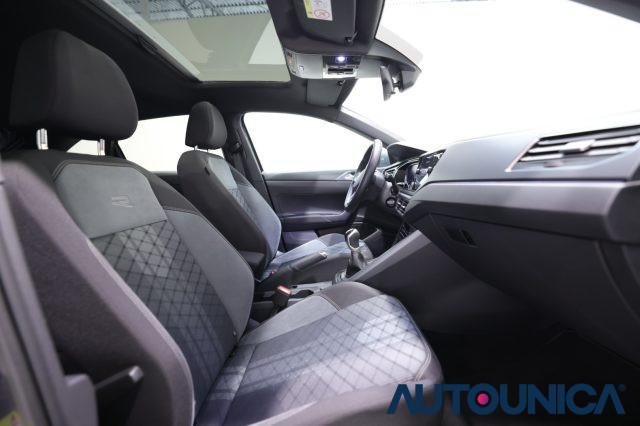 VOLKSWAGEN Taigo 1.0 TSI 115 CV R-LINE FARI LED TETTO PANORAMA