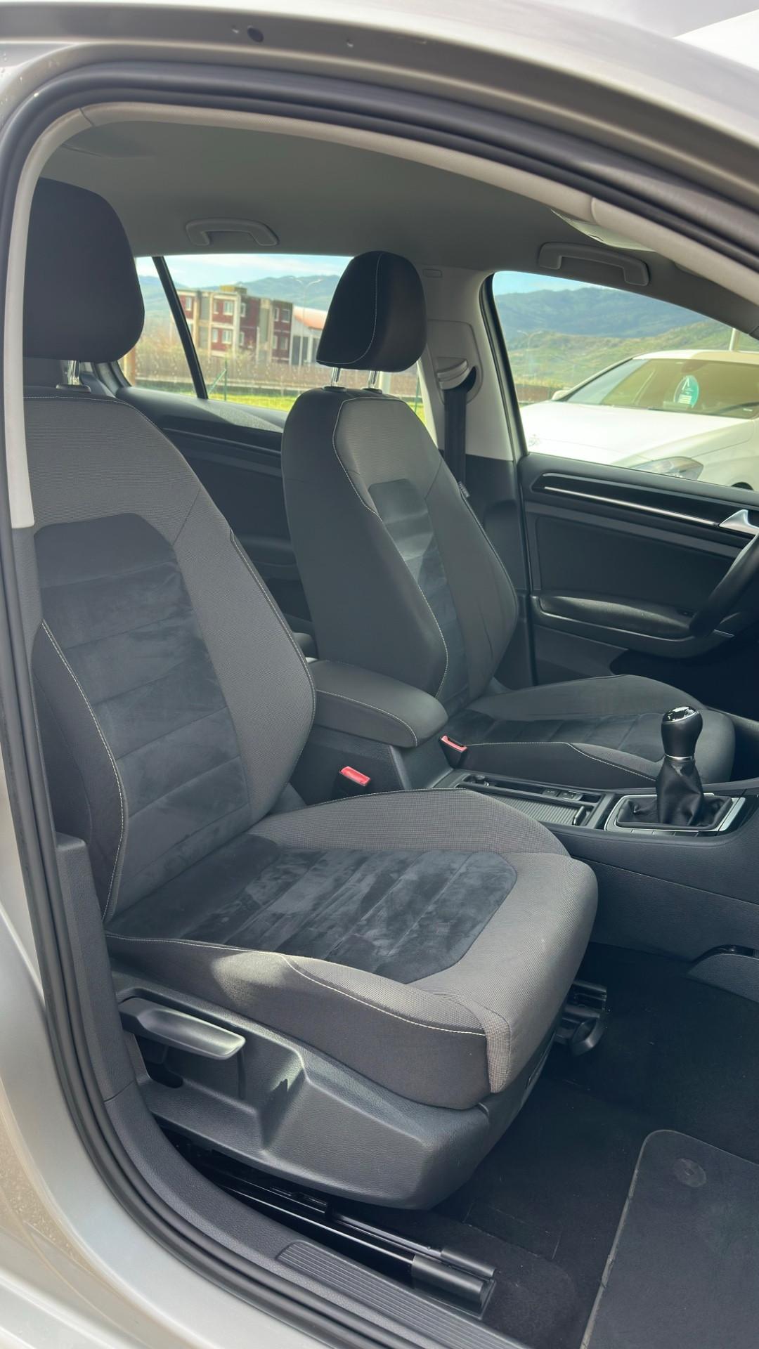 Volkswagen Golf 1.6 TDI 5p. Highline BlueMotion Technology