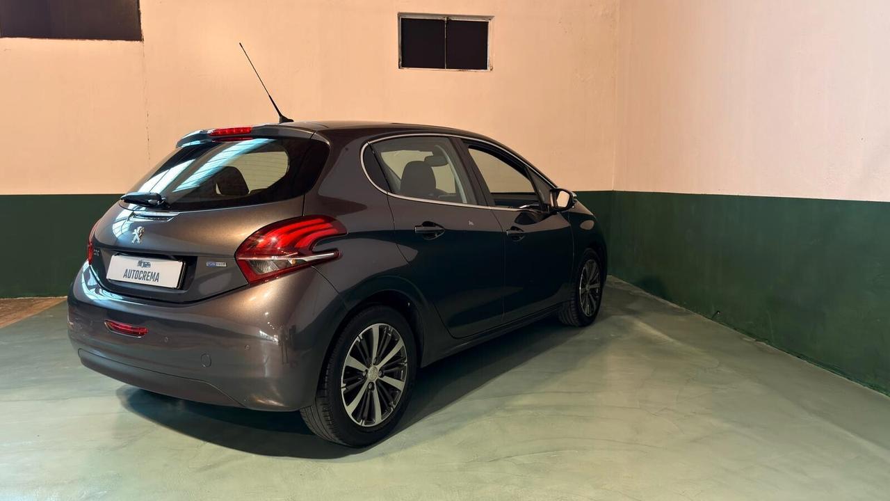 Peugeot 208 PureTech 82 5 porte Allure
