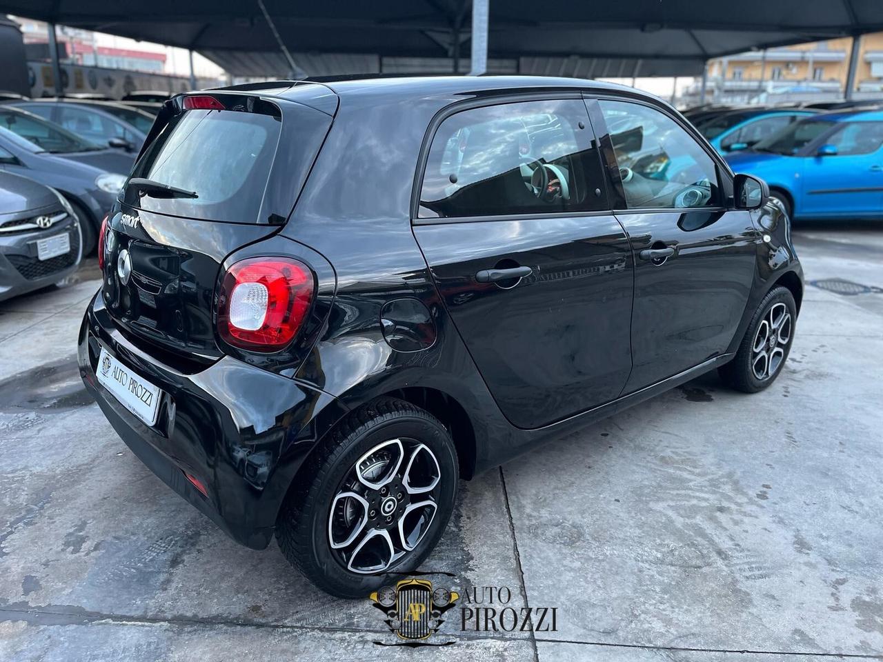 SMART FORFOUR 1.0 BENZINA 2020 CON 76000KM