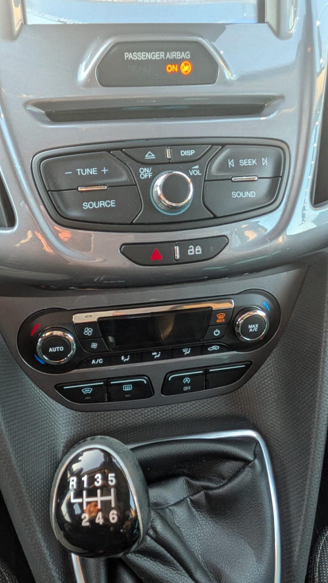 Ford Tourneo Connect Connect7 1.6 TDCi 115 CV Titanium