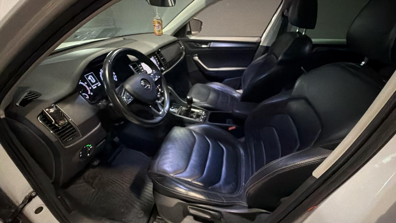 SKODA KODIAQ DEL 2017 BENZINA 7 POSTI