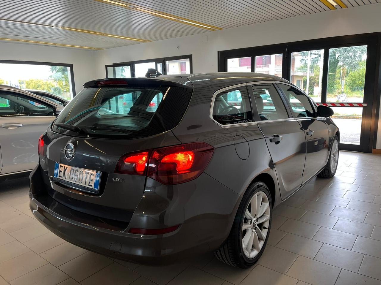 Opel Astra 1.7 CDTI 125CV Sports Tourer Cosmo