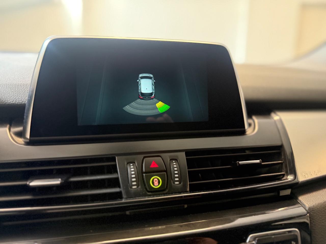 Bmw 2er Active Tourer 218d Sport