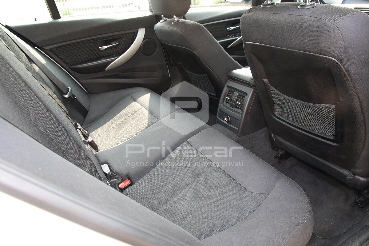 BMW 320d Business aut.
