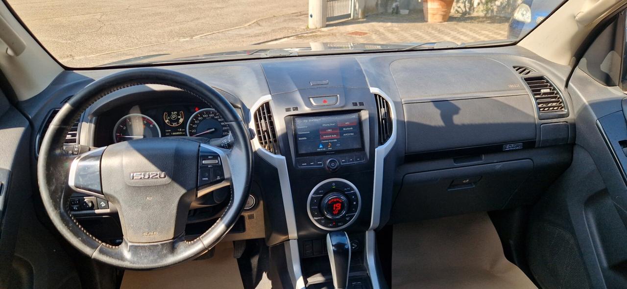 Isuzu D-Max 1.9 Crew Cab Solar Plus A/T 4WD Clima