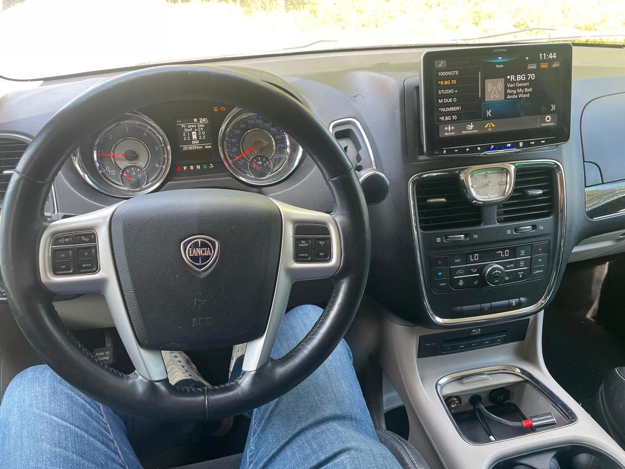 Lancia Voyager 2.8 Turbodiesel Platinum 177 CV